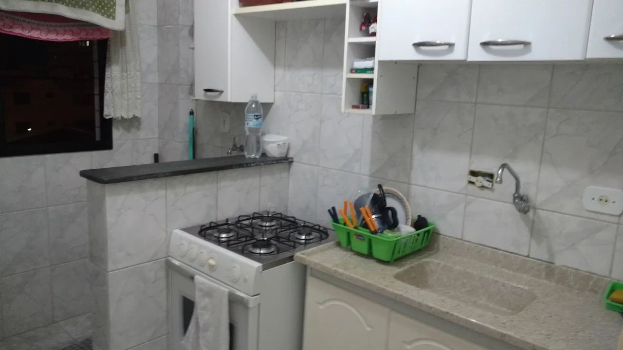 Alugo apartamento 