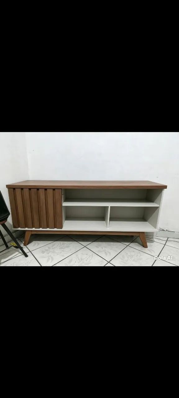 Rack com uma porta pra tv até 60 polegadas. Comprimento: 1,40/ largura: 0,35 /alt. 0,65 - Foto 3
