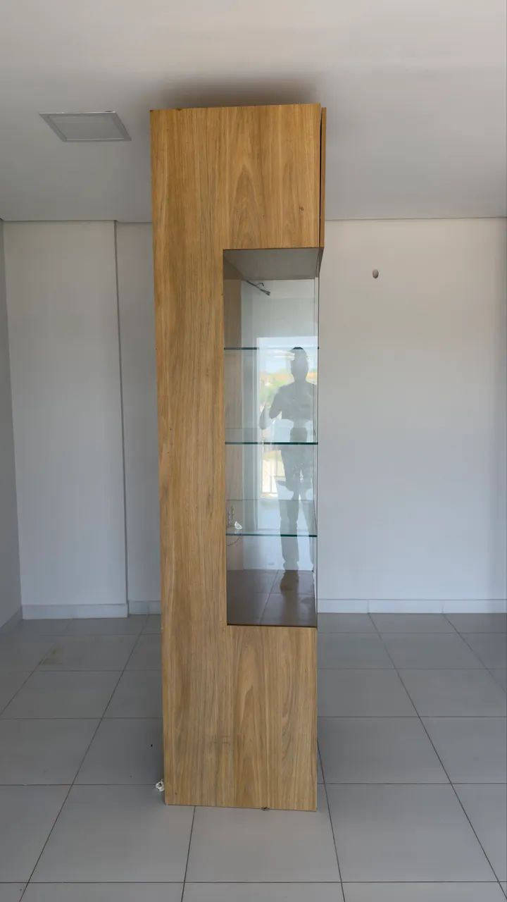 Cristaleira Planejada MDF com Vidro Temperado, Espelho e LED ? R$ 1.800 - Foto 2