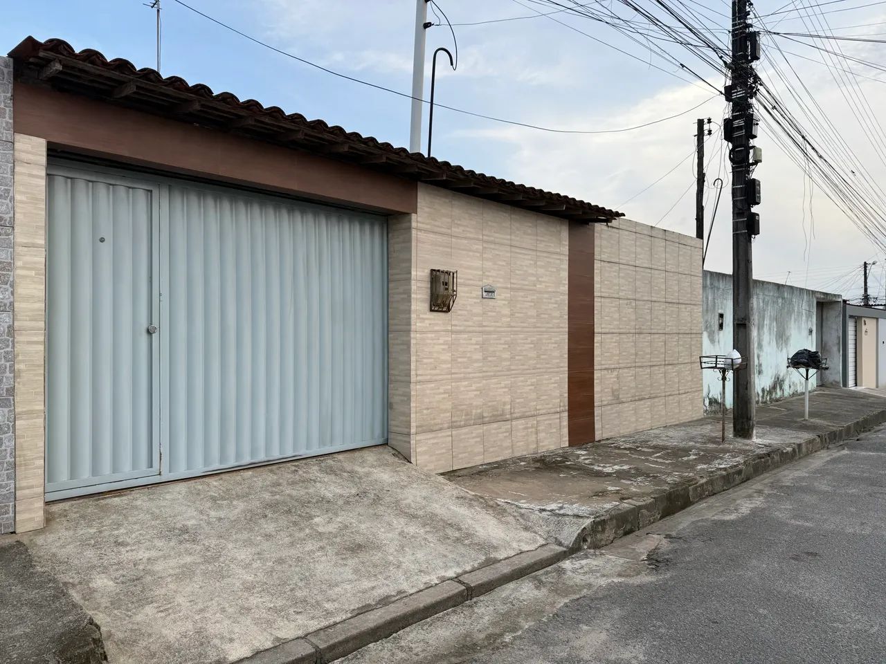 Benedito Bentes - próximo ao supermercado Preço Bom e Rota do Mar 