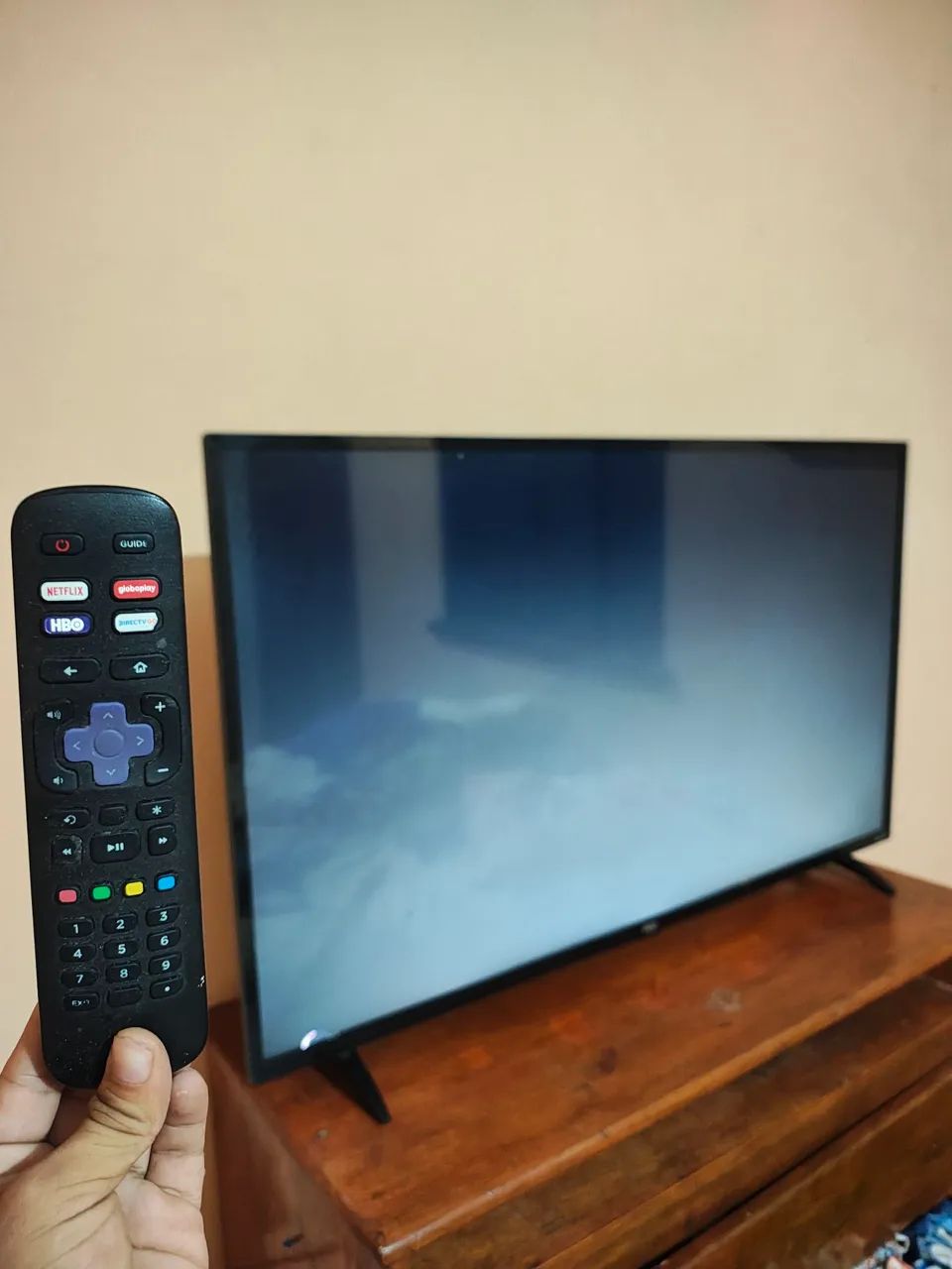 Tv roku 43 Pol. Com defeito 