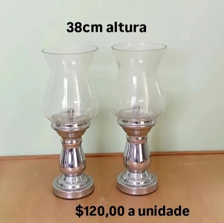 JARROS DE VIDRO COM BASE PRATA 