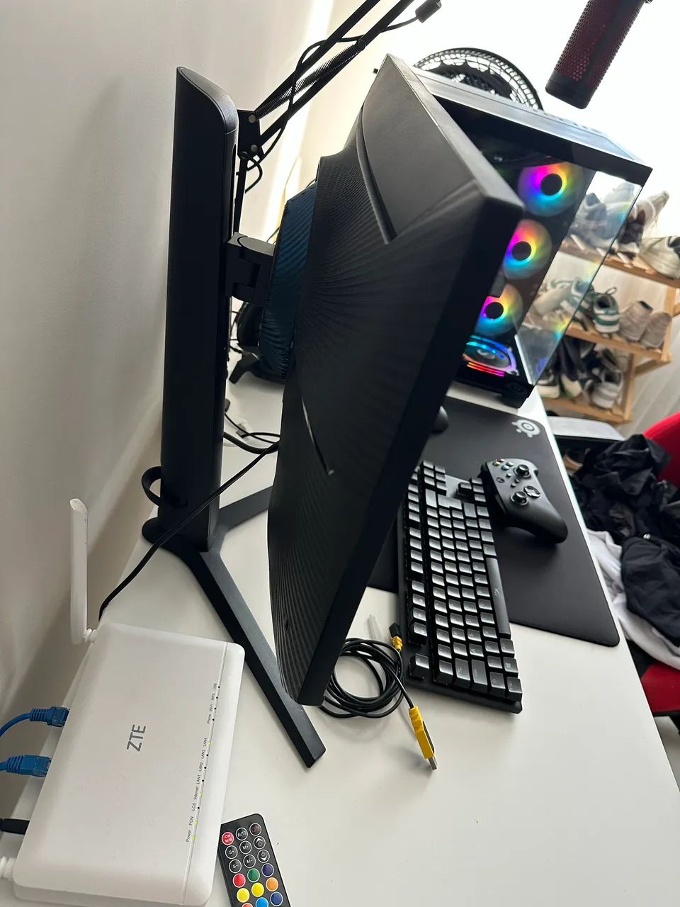 Vendo Monitor 240hz Samsung Odyssey G40 25 polegadas - Foto 3