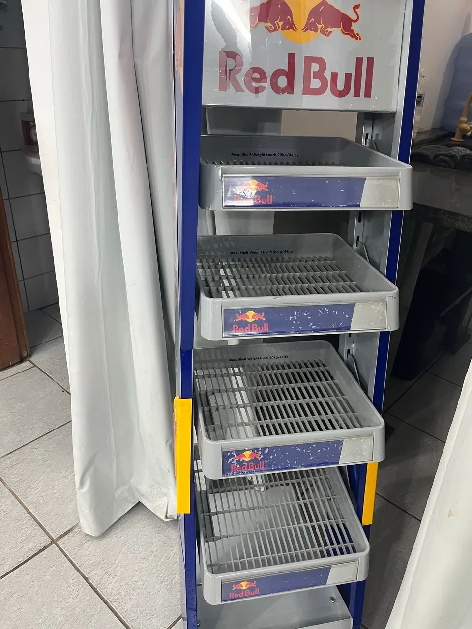 Expositor red bull - Foto 4
