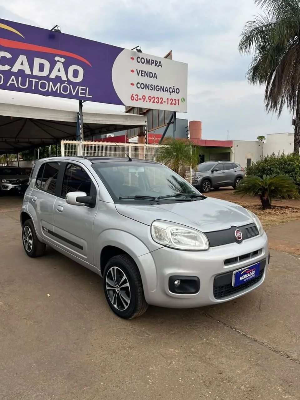 Fiat Uno Attractive 1.0 EVO Fire Flex 8V 5P 2015 - Foto 2