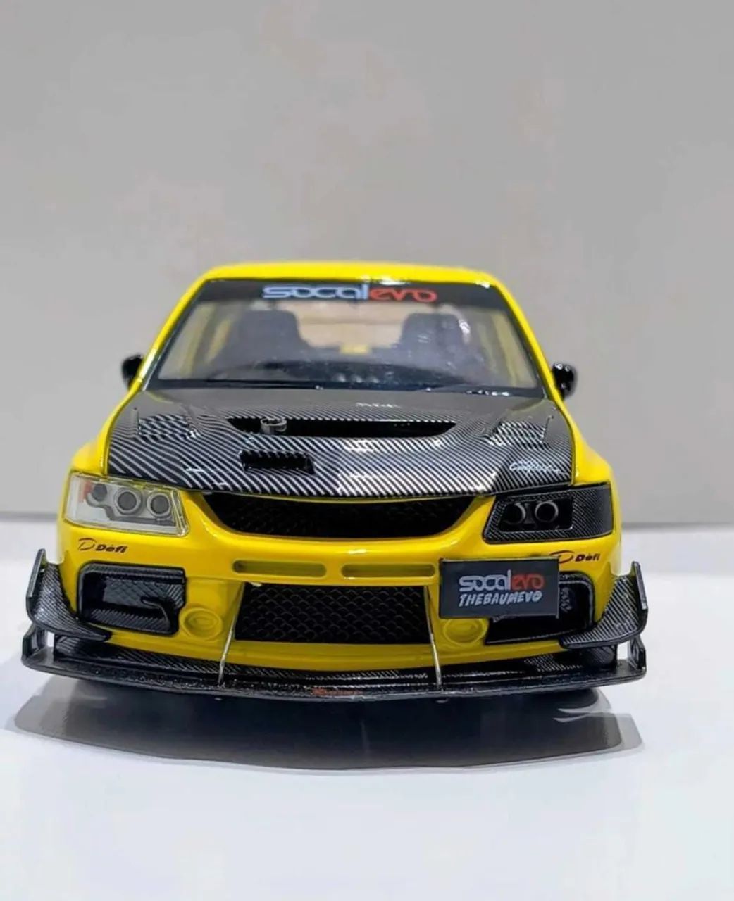 Mitsubishi Lancer Escala 1:24 - Foto 4