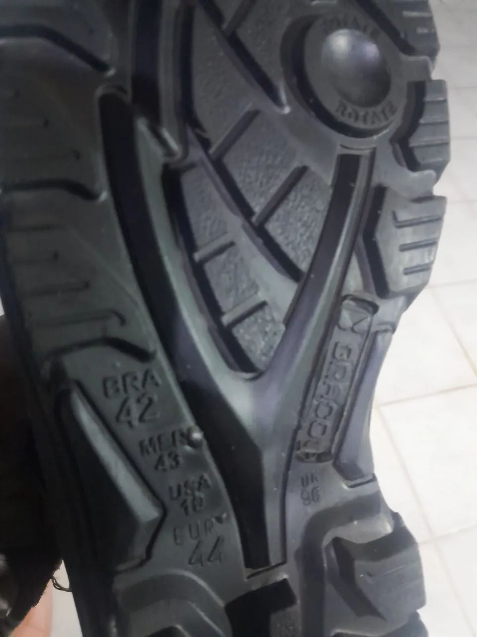 Bota masculina 