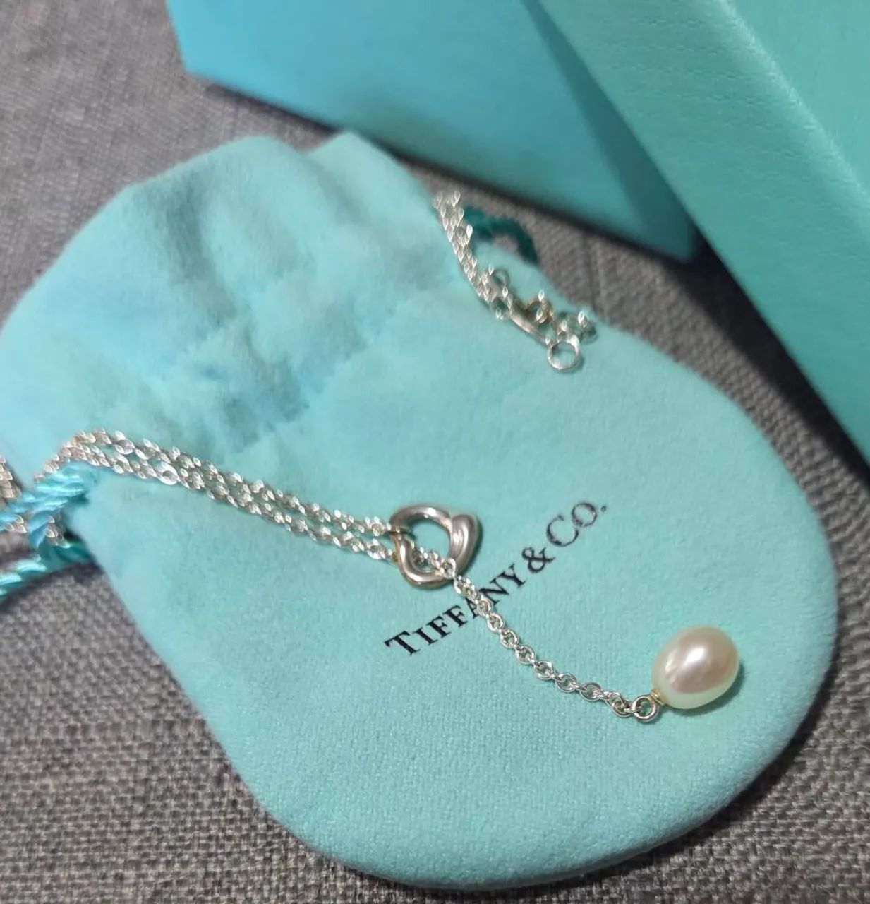 Colar Open Heart em Prata de Lei com Pérolas Tiffany - Foto 2