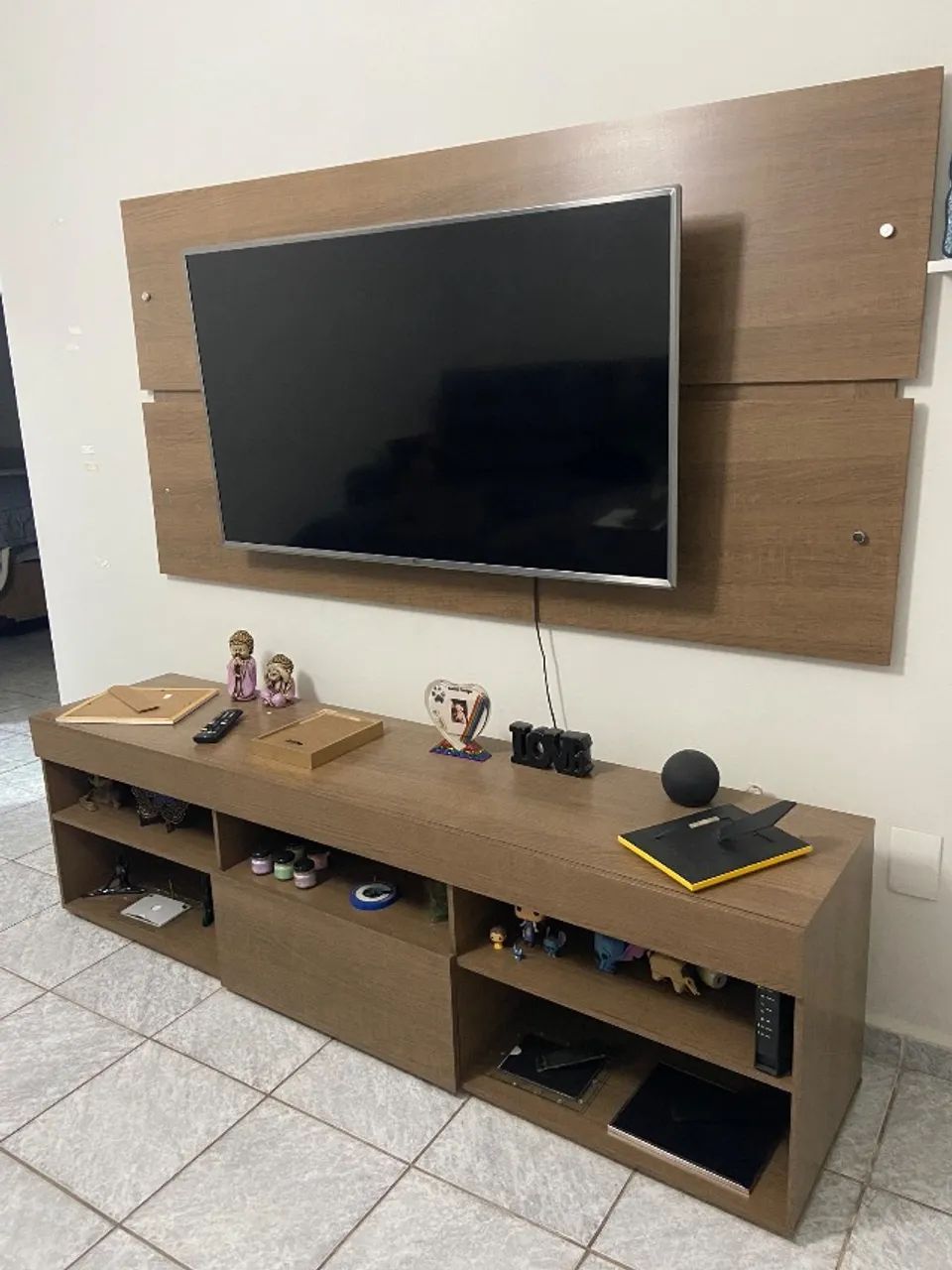 Rack e pinel pra TV excelente estado 