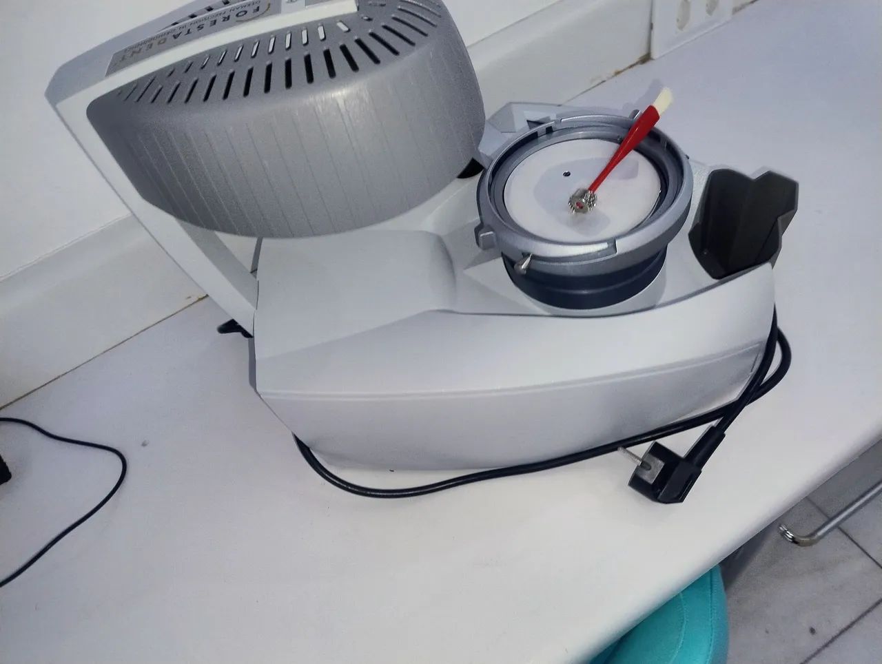 Plastificadora fermodormadora Odontológica USADA 