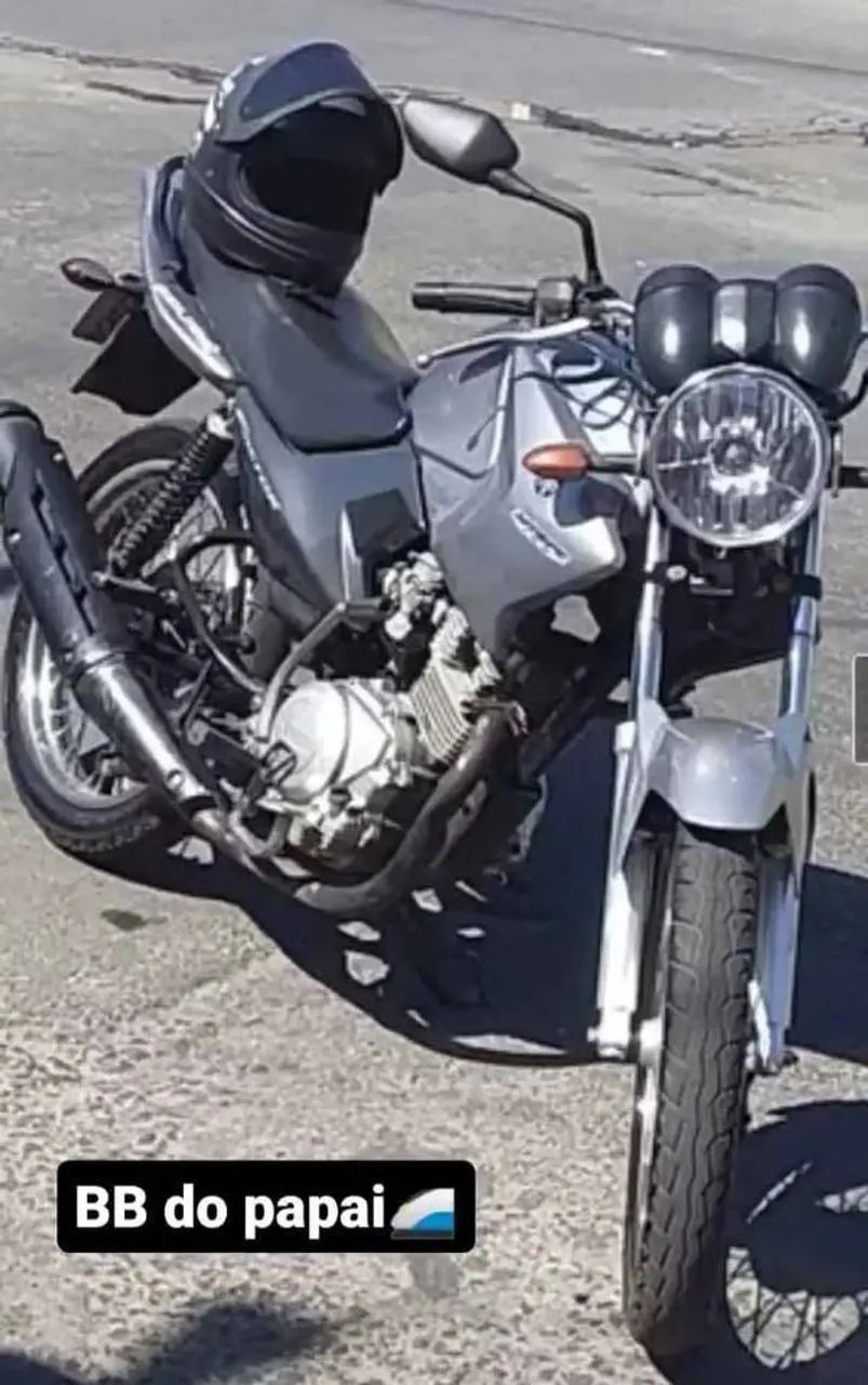 DESAPEGO ! VENDO / CATIRO FACTOR 125 2010 - 5000$ 