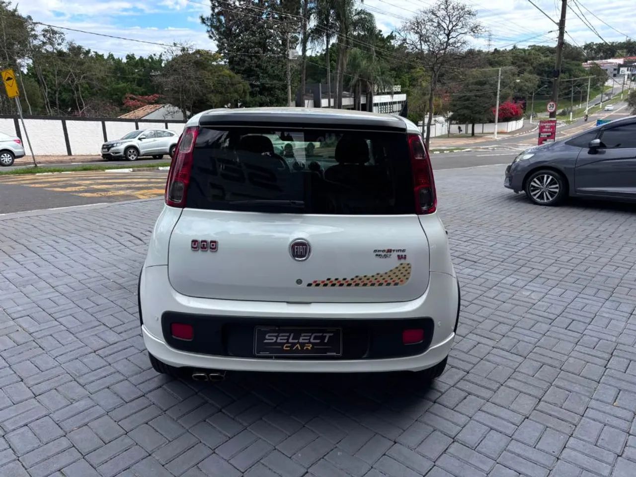 Fiat Uno Sporting 1.4 EVO Fire Flex 8V 4P 2013 - Foto 5