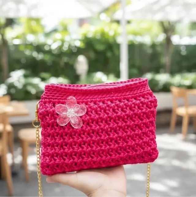 Bolsa De Crochê Mini Transversal Feminina Alça Dourada - Foto 4