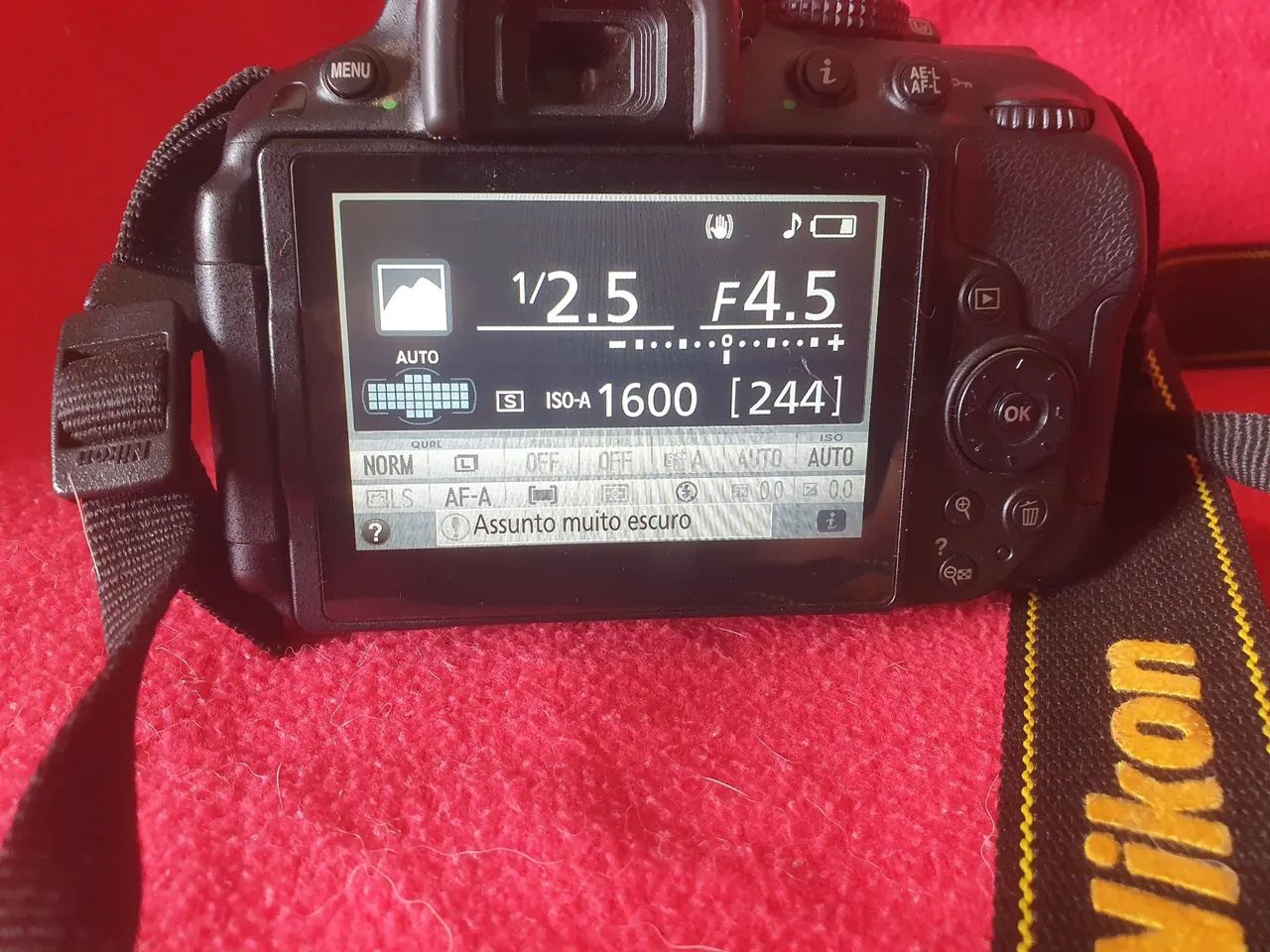 Camera DSLR Nikon D5300 Semi-nova