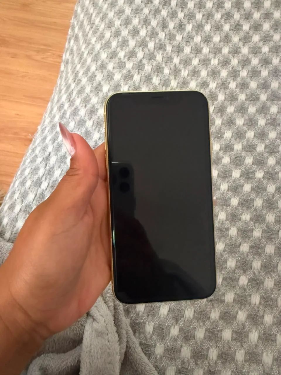 iPhone 11 Amarelo - 128 GB - Foto 4
