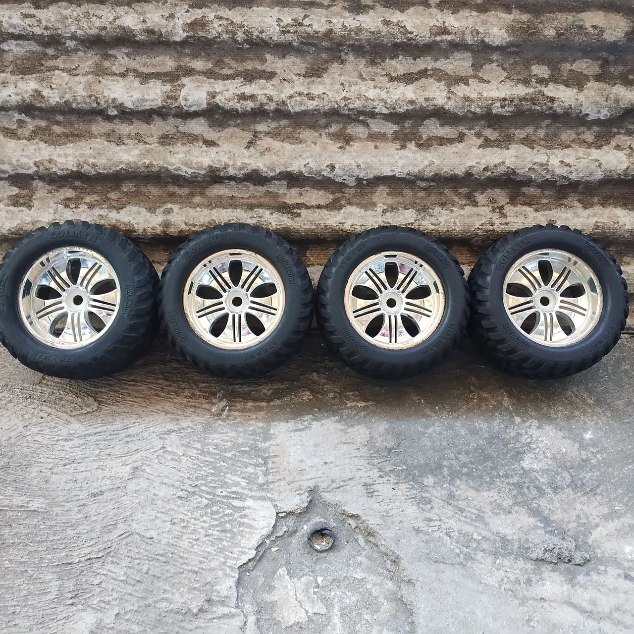 Jogo rodas automodelo 
