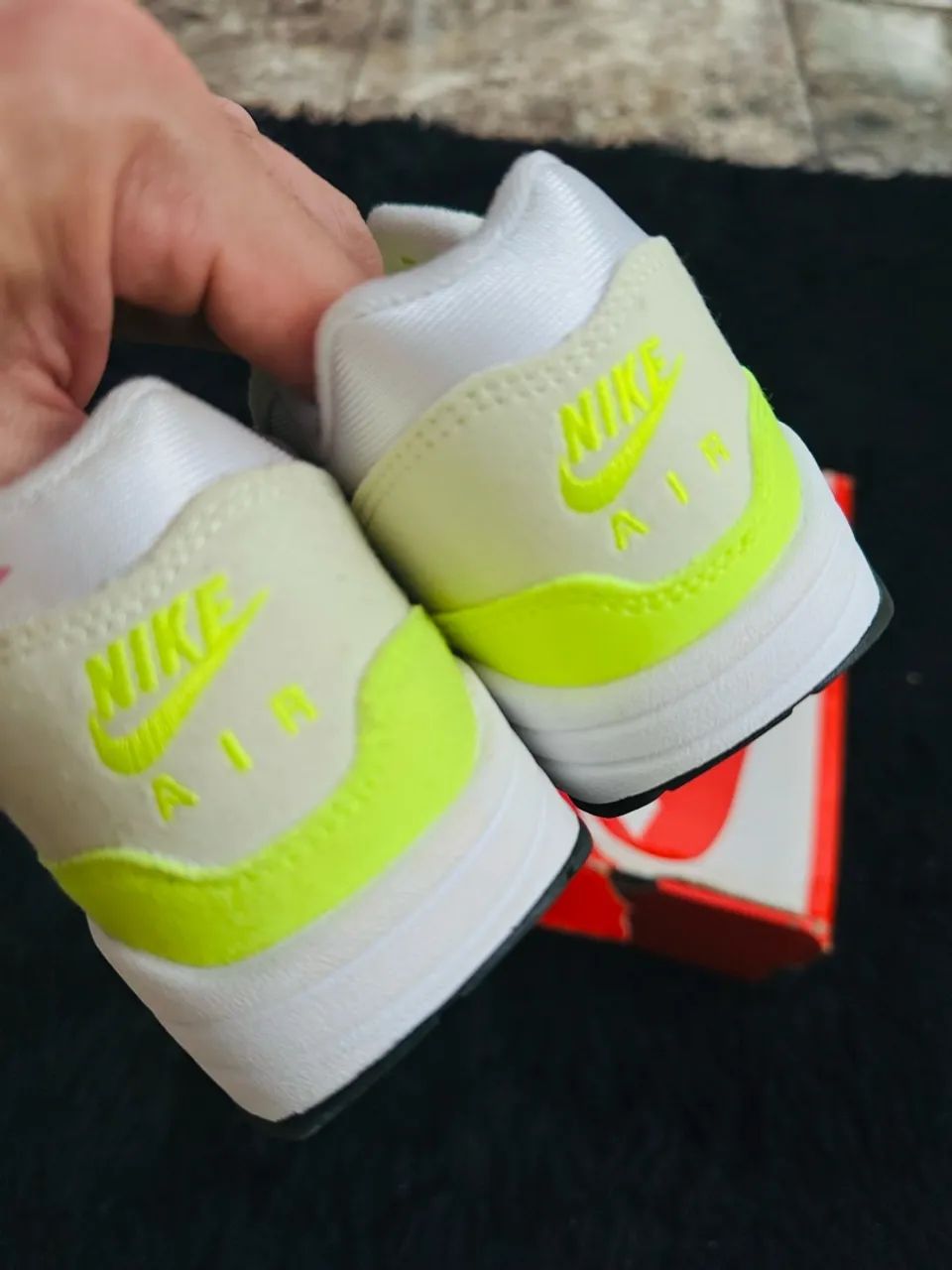 Tênis Air Max 1 Volt 36br - Foto 3