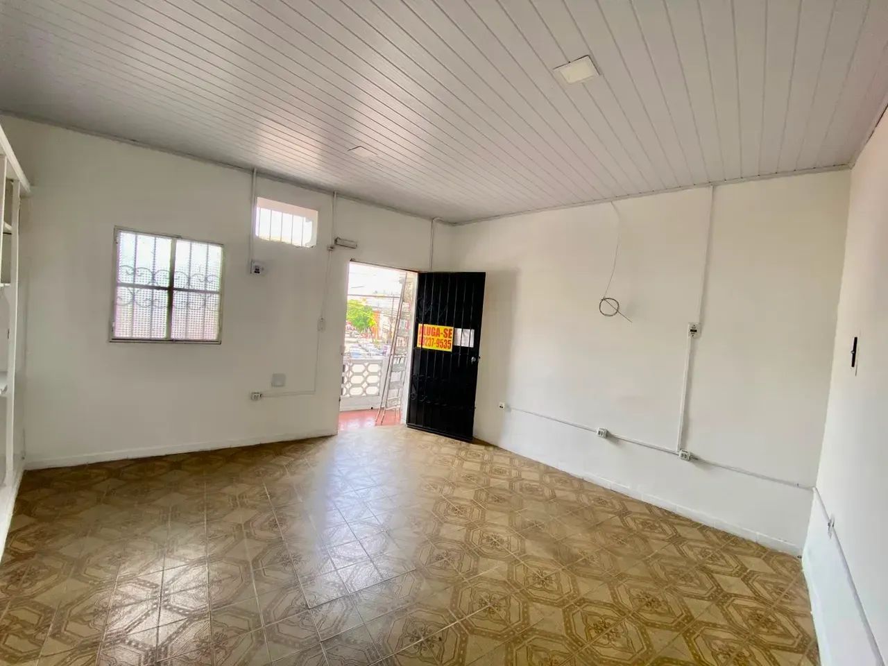 Alugo sala comercial de 17 m² no Centro - Foto 4