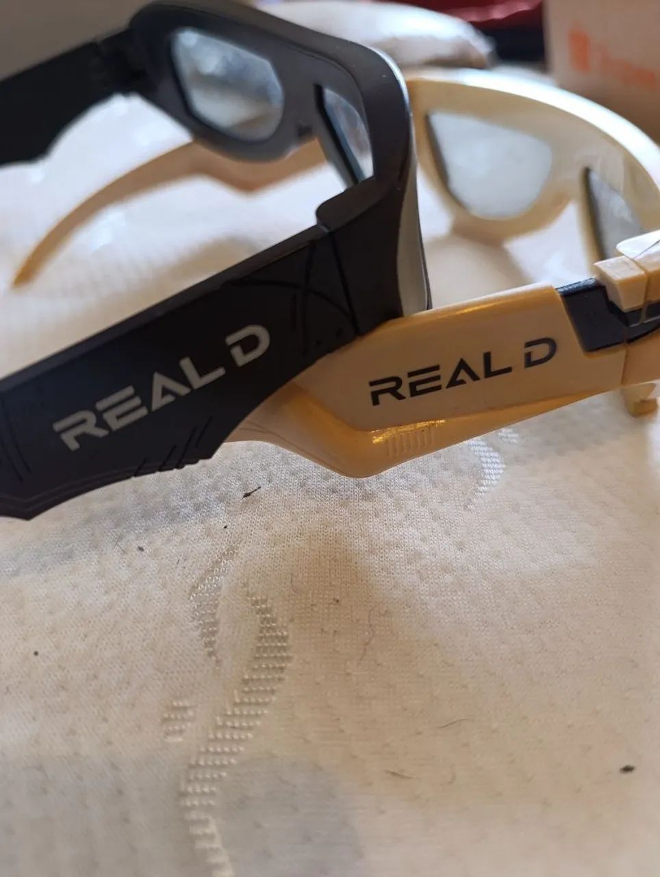 Kit 2 Óculos 3D Real D - Star Wars The Force Awakens - Foto 4