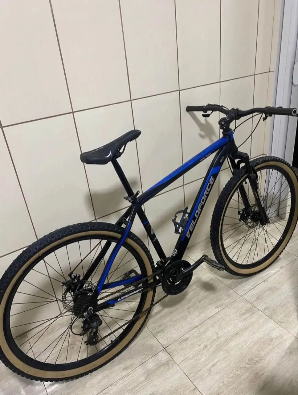 Vendo bike aro 29 top de linha  - Foto 3