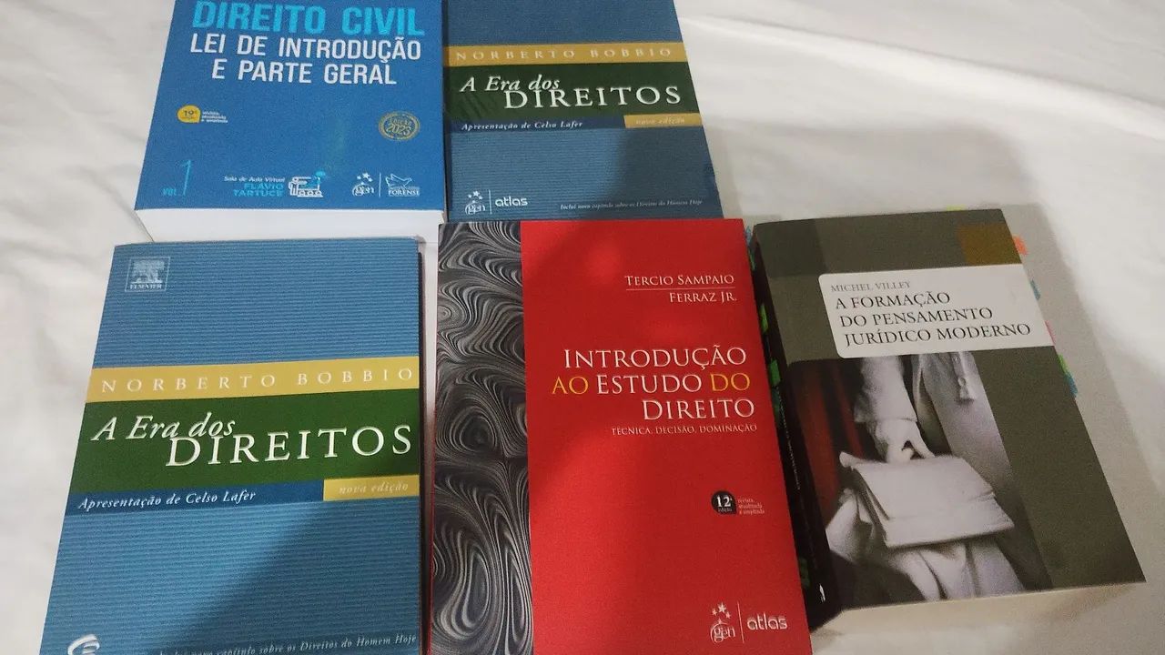 Vende_se livros para quem estuda direito  - Foto 2