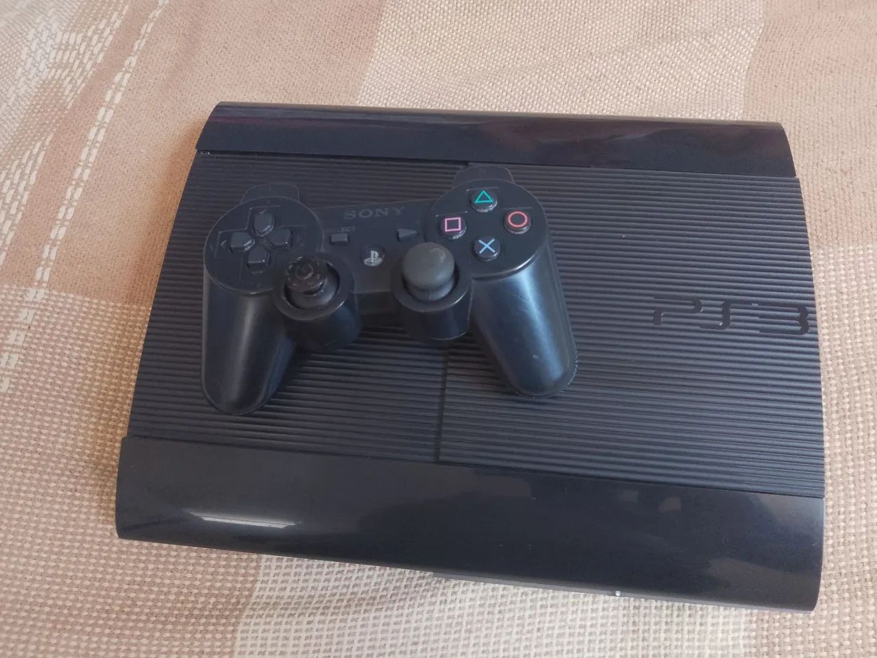 PS3 super slim  HD500gb 