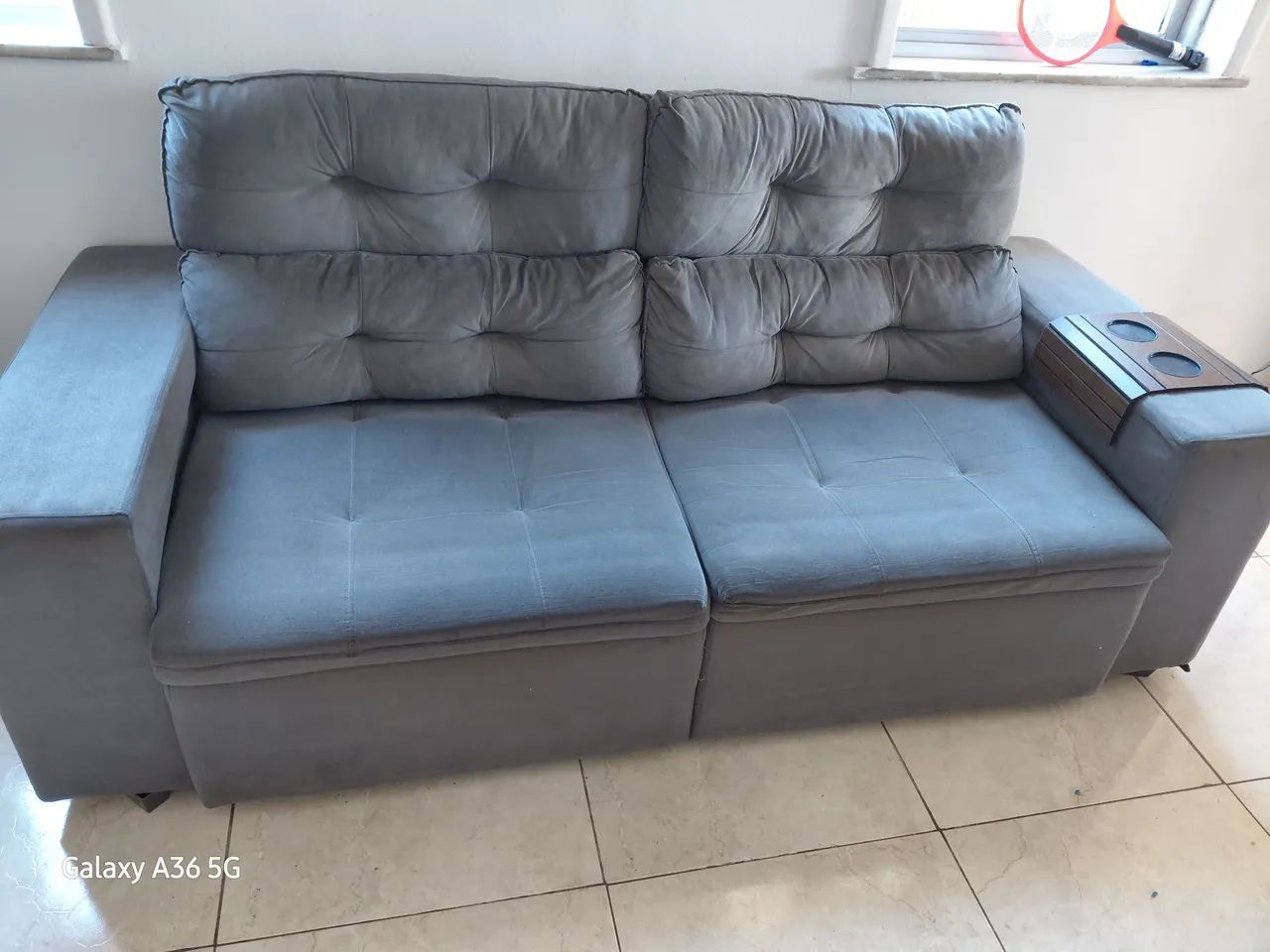 Vendo sofá retrátil R$200