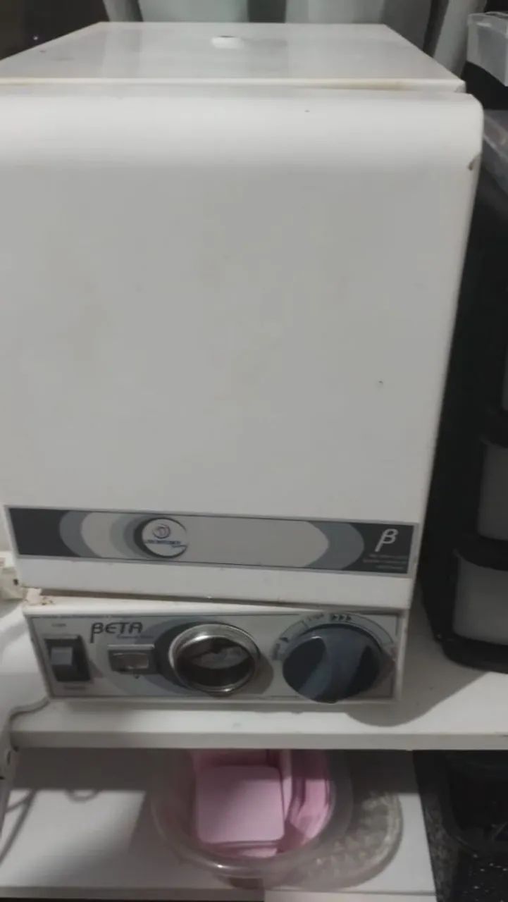 Estufa para alicates de unha 