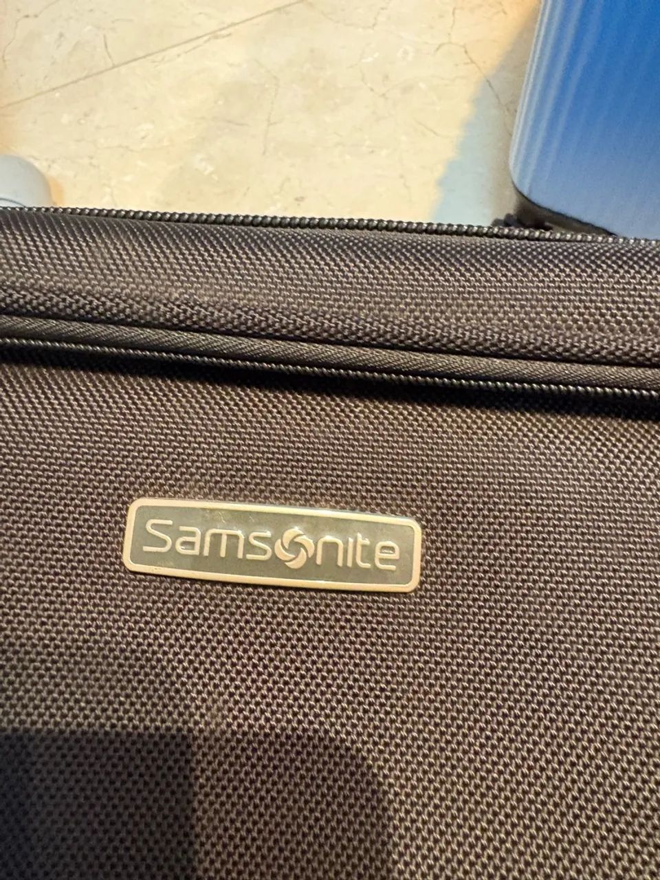 Mala samsonite preta tamanho G - 32kg  - Foto 5
