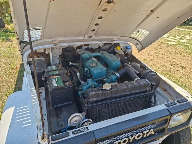 Toyota Band.Jipe Cap.de Aço Chas. Longo Diesel 1993