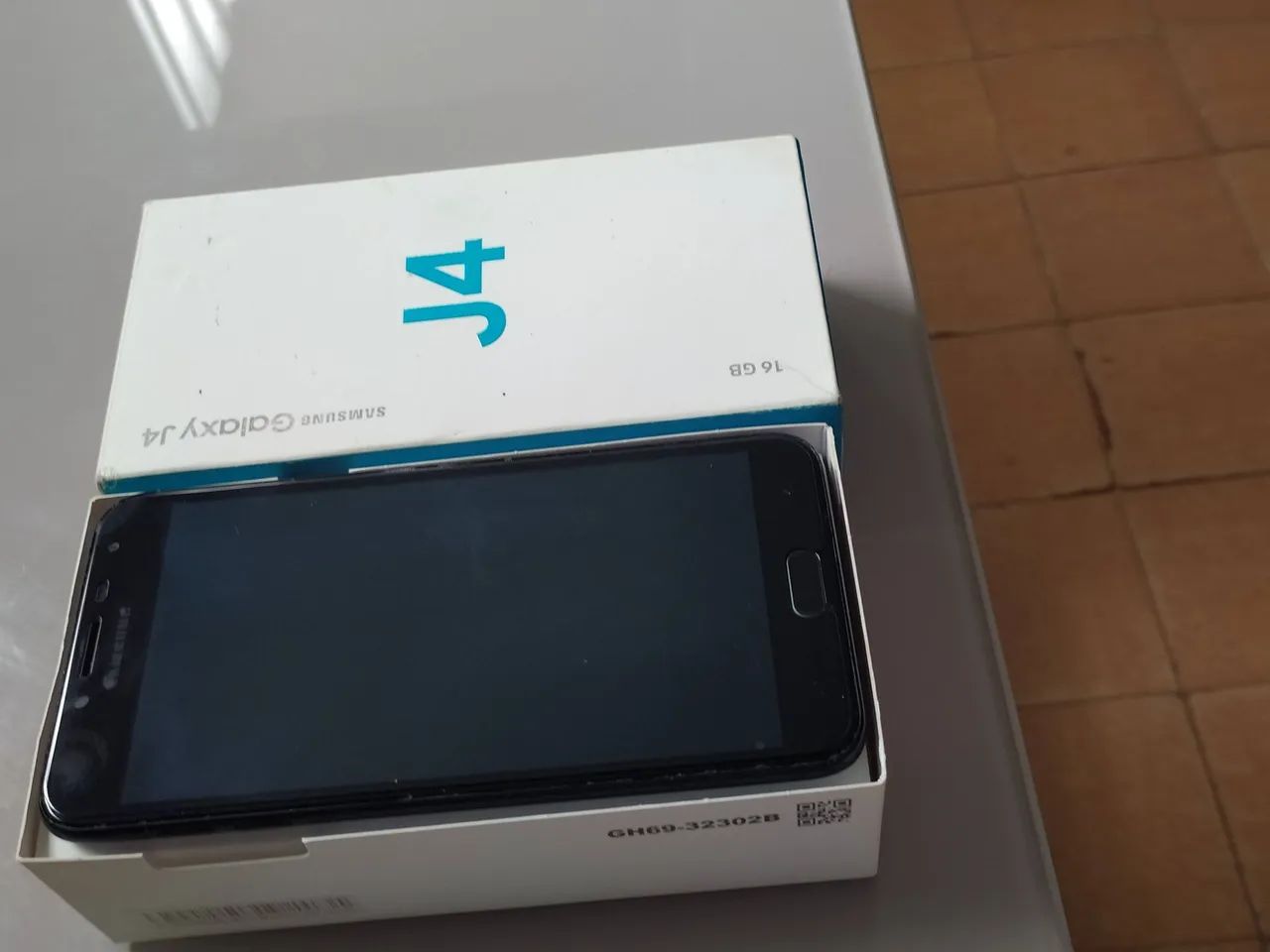 Celular Samsung J4 - Foto 2