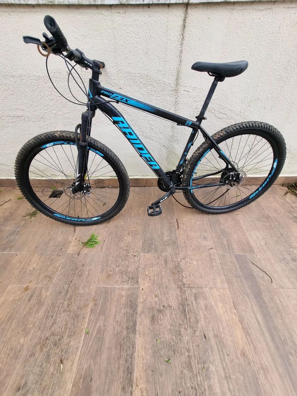 Bicicleta de alumínio aro 29