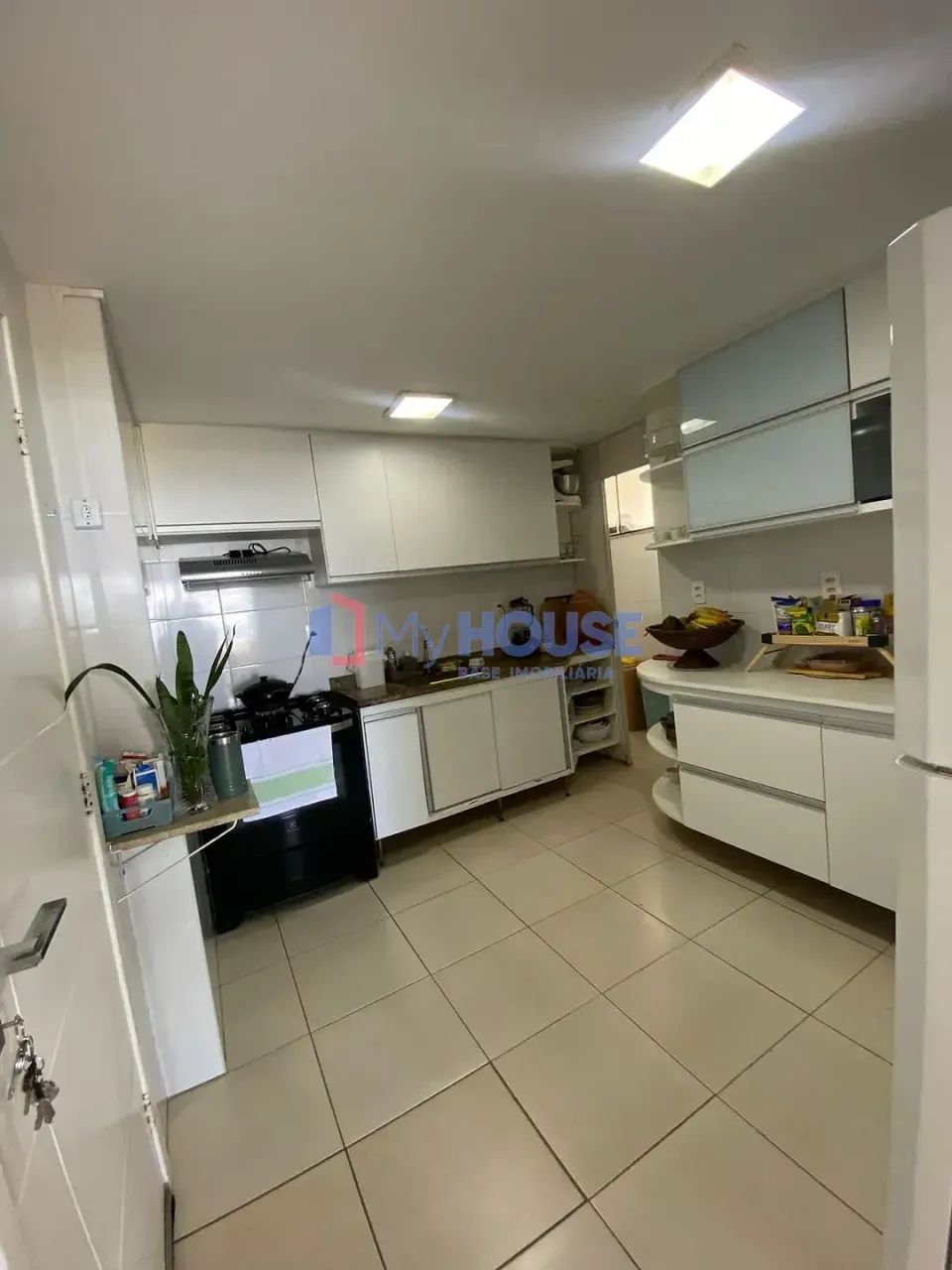 Apartamento com vista mar próximo ao centro de Ilhéus | 3 quartos e lazer completo - Foto 4