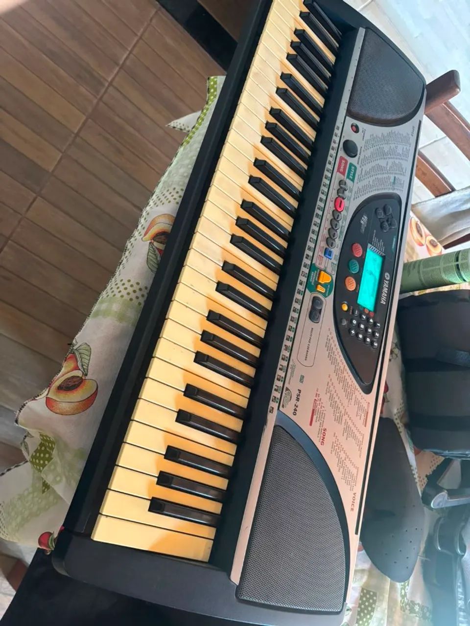 Teclado YAMAHA vendo 