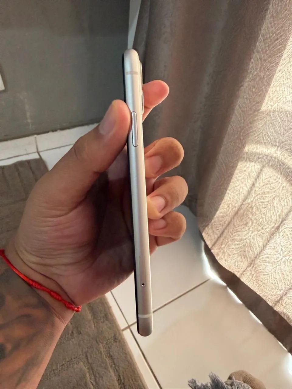 Apple iPhone 11 branco  - Foto 2