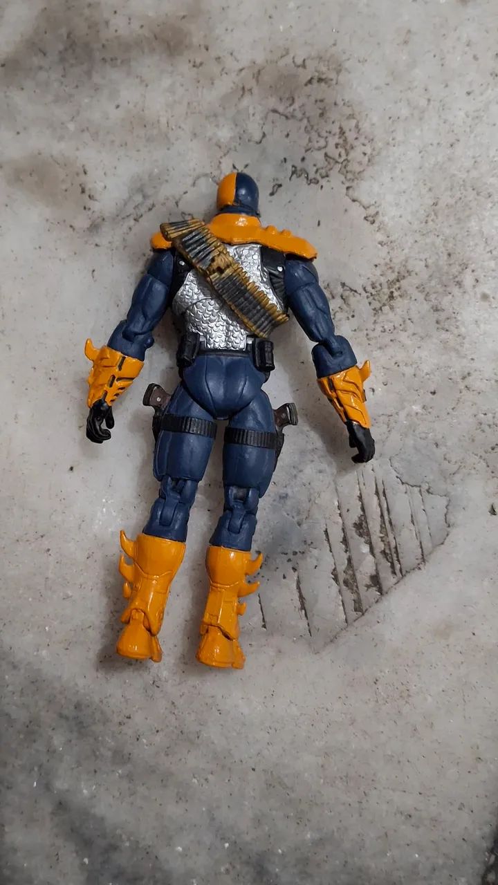EXTERMINADOR- SLADE DC JOVENS TITÃS  - Foto 2