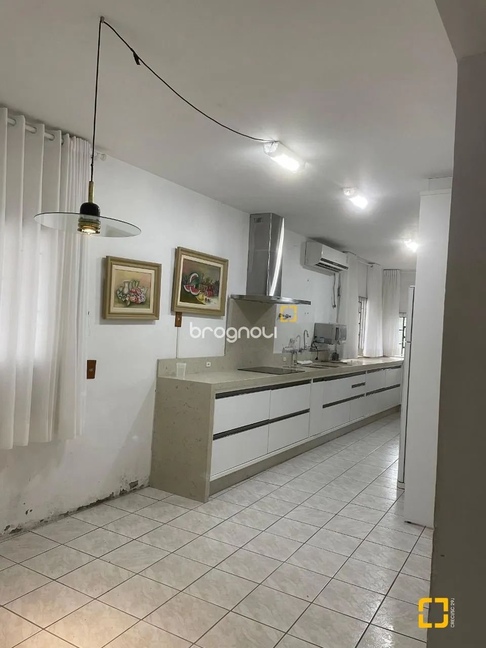 Casa com 2 dormitórios 2 banheiros no bairro Capoeiras - Florianópolis