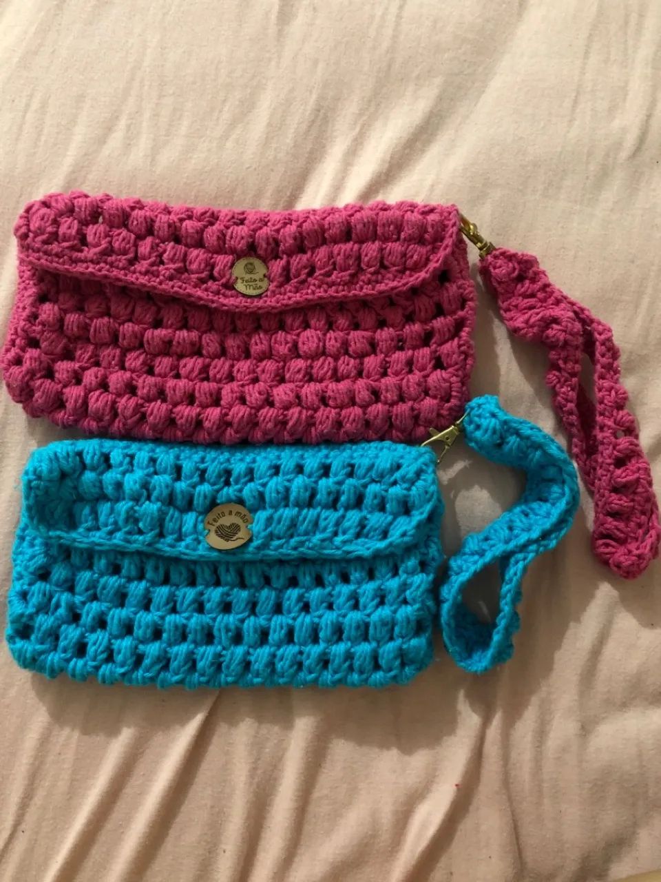 Bolsas de mão de crochê 