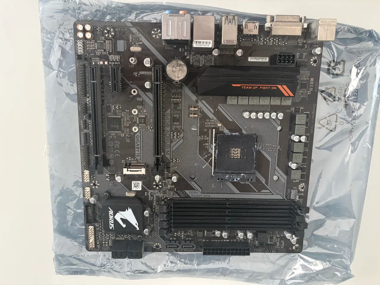 Placa Mãe B450 aorus  - Foto 4