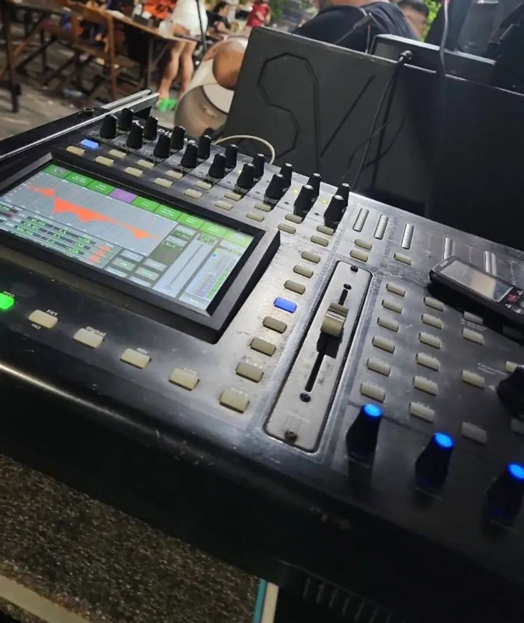 Mesa digital live 16xl