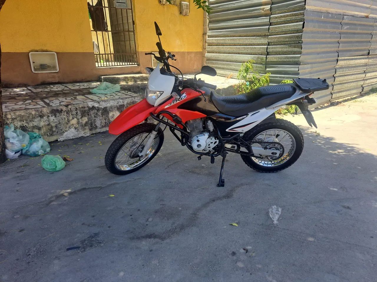 Bros 150cc es 2013/2014 extra