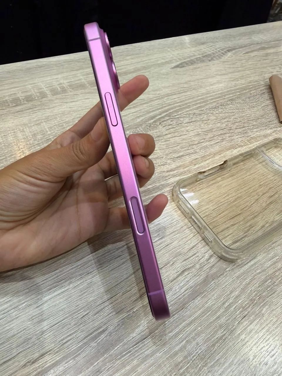 Iphone 16 PLUS 256gb - Foto 2
