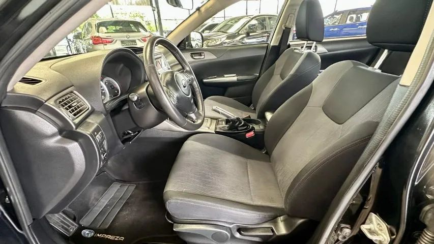 Subaru Impreza 2.0 16V 160cv Aut., foto 13 de 14