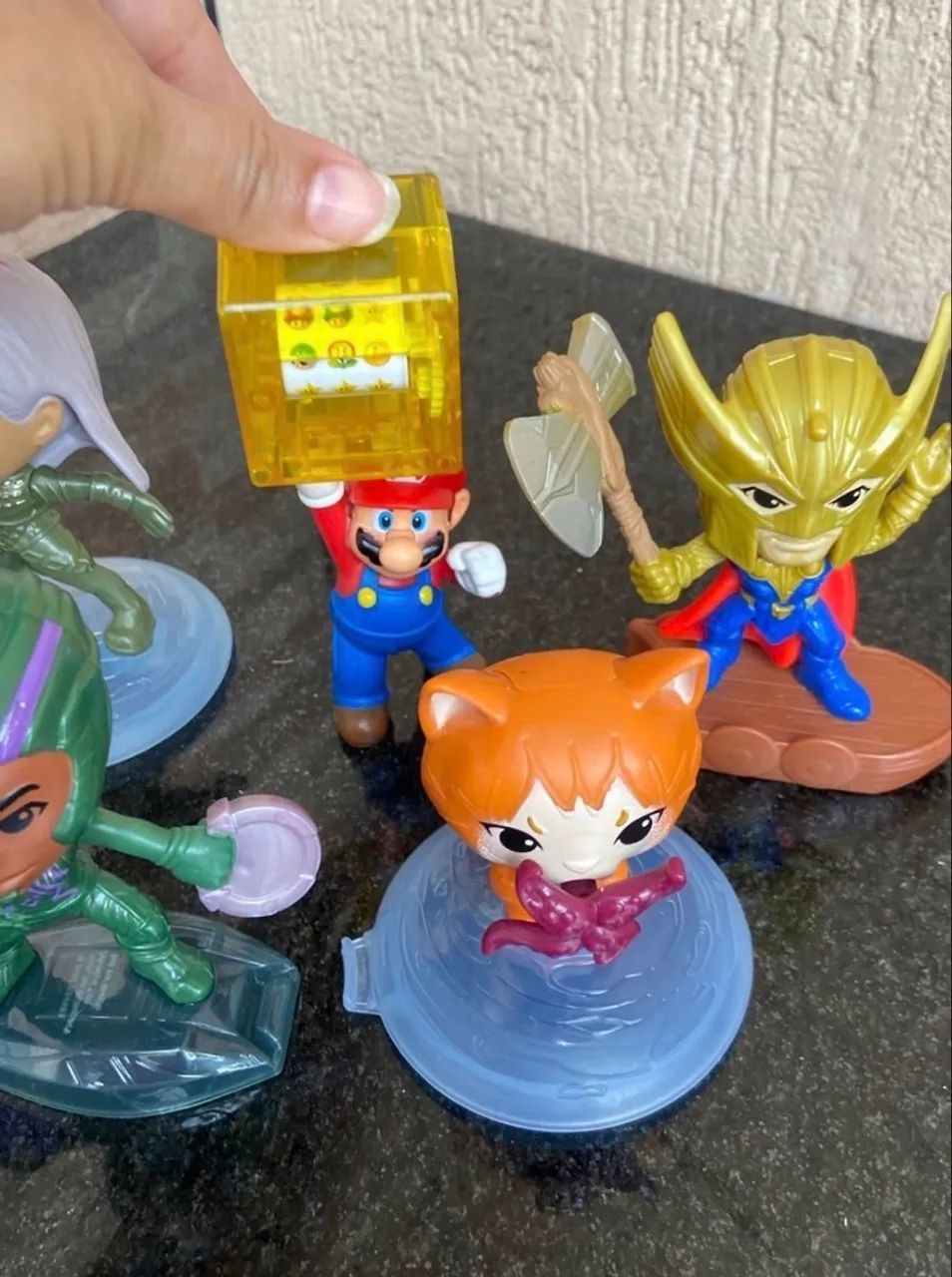 Coleção mini bonecos colecionadores  - Foto 2