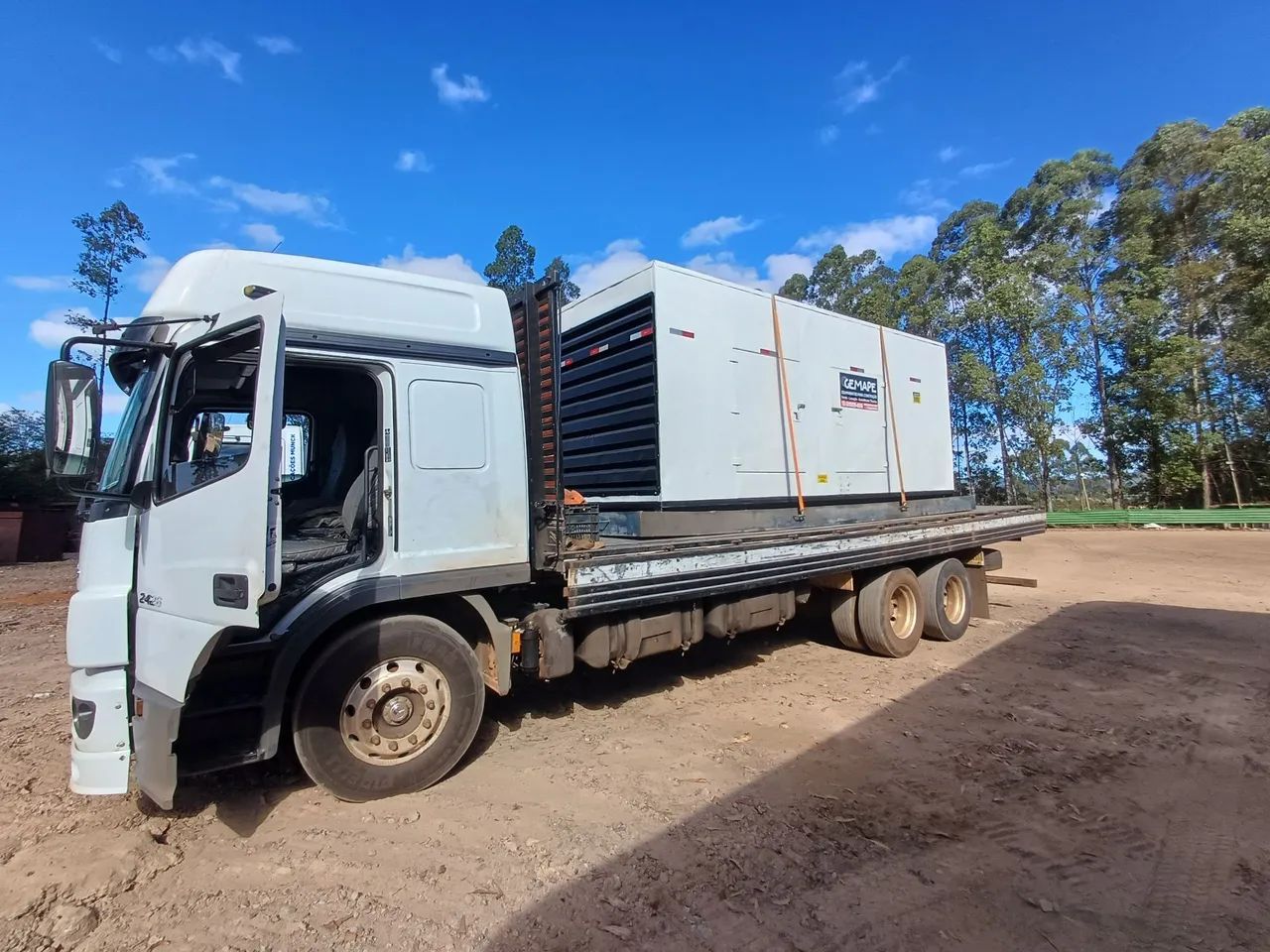 Caminhao 2426 atego - Foto 4