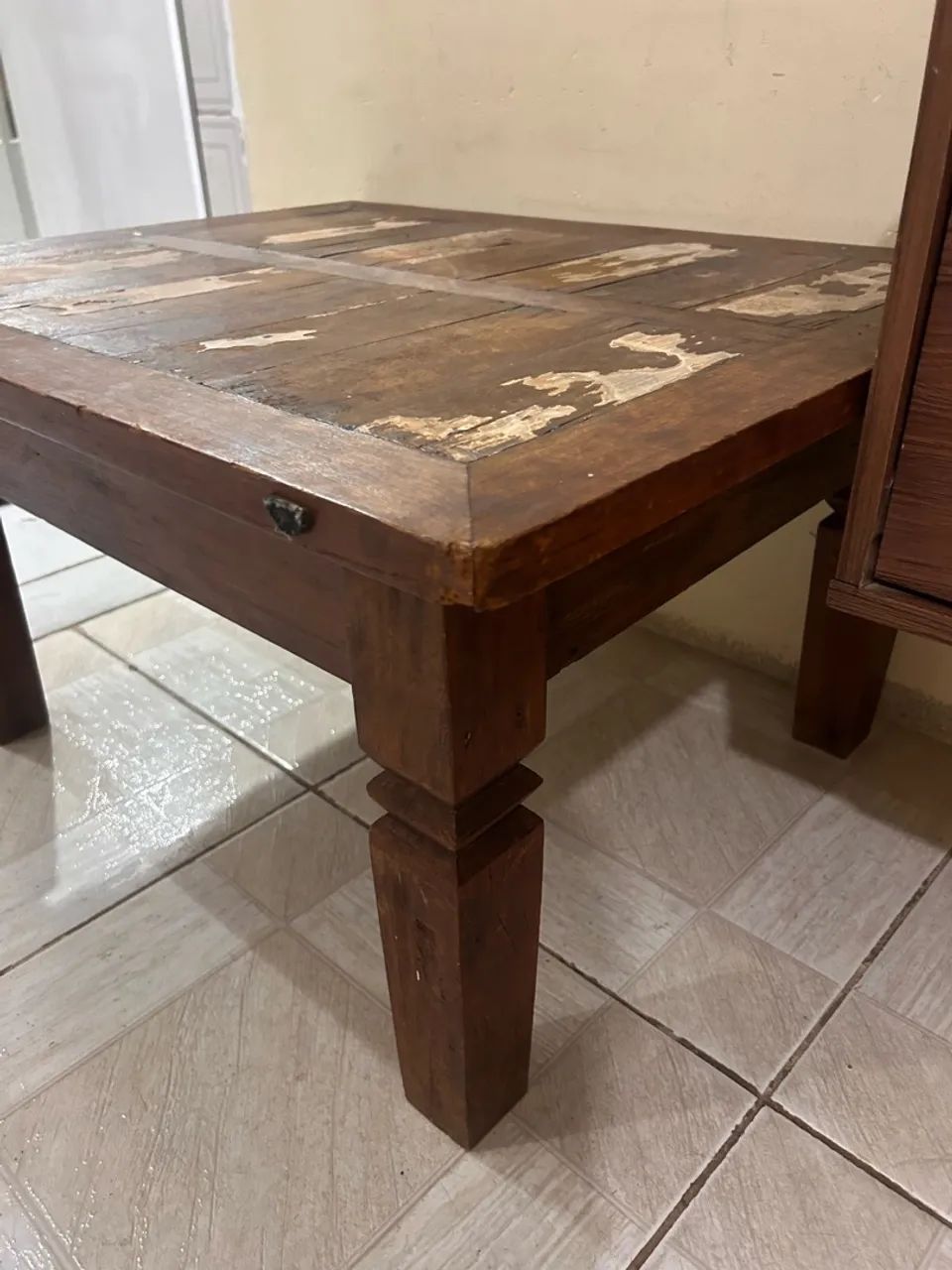 Mesa de centro de madeira maciça  - Foto 3