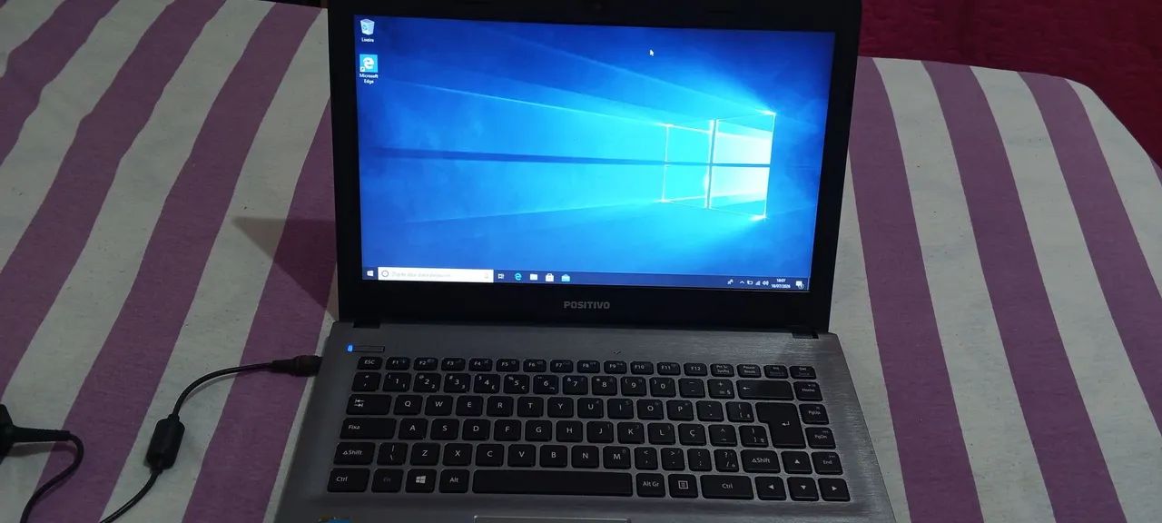 Notebook positivo 
