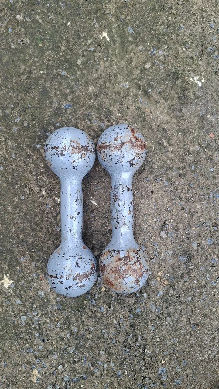 Par de alteres 2kg cada  - Foto 2