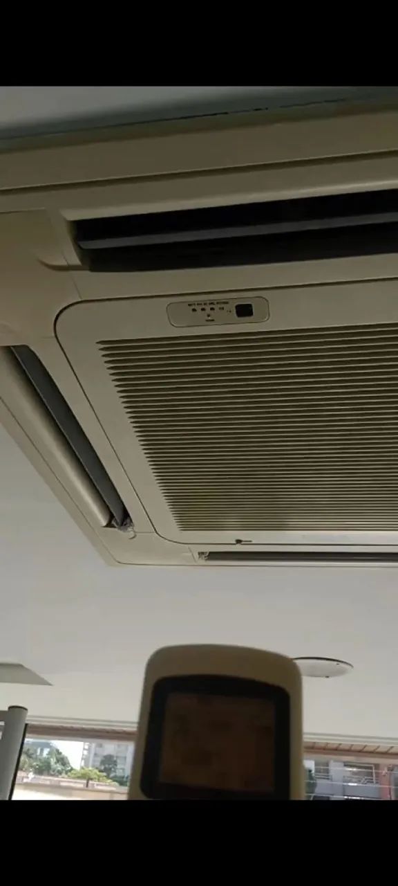 Ar condicionado de teto 