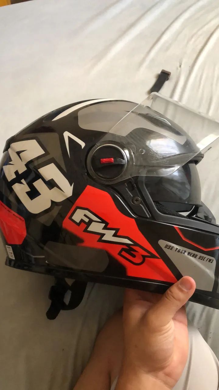 Capa fw3 com viseira interna !